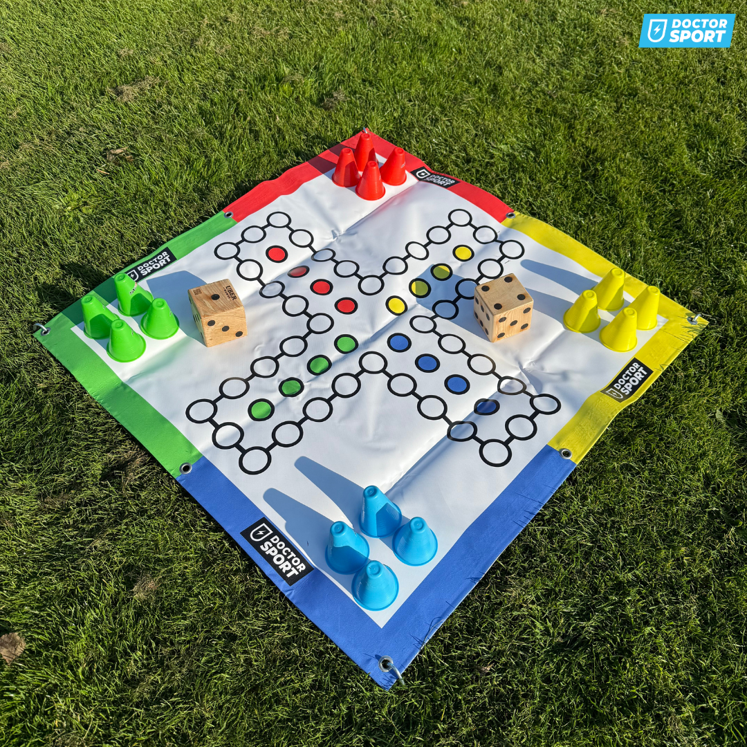 Ludo - Mensch Spiel XXL - 4 Spielern - Spielfeld von 100x100 cm bis 500x500 cm - Mit Würfeln und Spielfiguren!